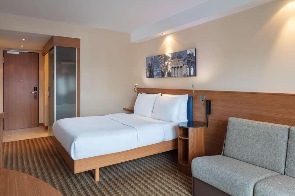 Hampton By Hilton West 3* Berlim